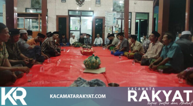 
					TASYAKURAN MALAM HUT KEMERDEKAAN DESA BANJARJO PADANGAN
