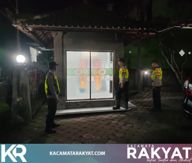 
					Antisipasi Gangguan Kamtibmas Polsek Penebel Patroli Subuh*