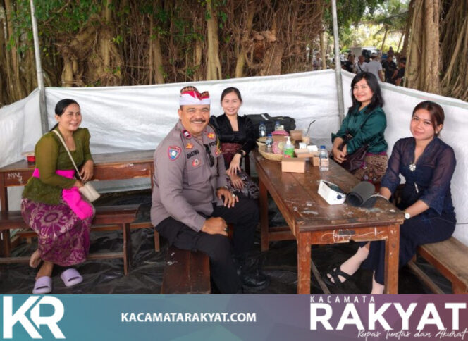 
					*Bhabinkamtibmas Singakerta Sambangi Ibu PKK, Sampaikan Pesan Kamtibmas