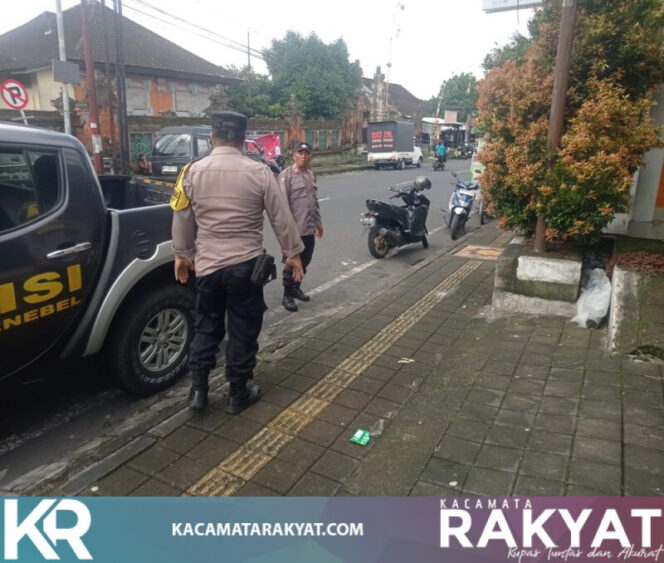 
					*Kegiatan Rutin Polsek Penebel Dengan Humanis Menyasar tempat – tempat Keramaian