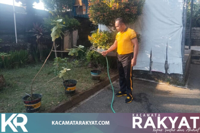 
					*Kapolsek Kerambitan pimpin kegiatan Korve / Kebersihan di seputar Areal SLB/C Kemala Bhayangkari Tabanan