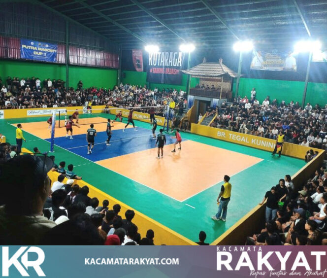 
					Sinergitas Babinsa dan Polsek Pastikan Kamtibmas Kondusif Selama Turnamen Voli Berlangsung