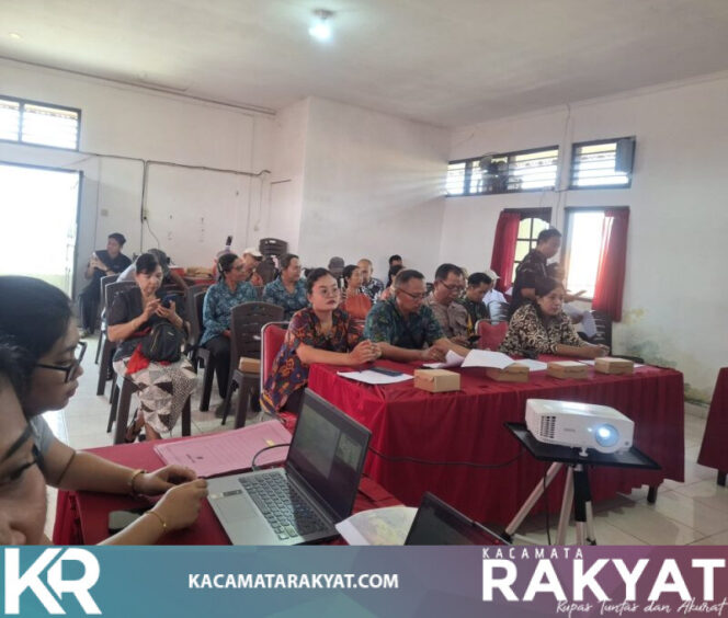 
					*Bhabinkamtibmas Desa Kukuh menghadiri sekaligus Mengamankan Musrenbangdes penetapan Rencana Kerja Pemerintah (RKP) Desa Kukuh anggaran tahun 2027*
