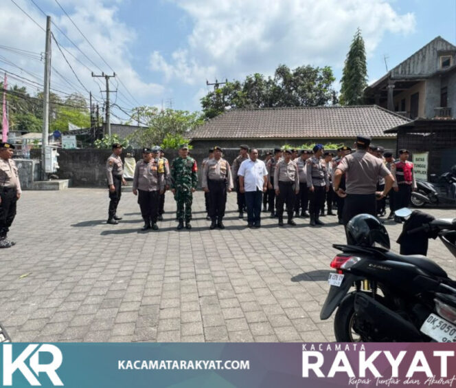 
					*Bhabinkamtibmas Desa Singakerta Bersama Polres Gianyar Amankan Eksekusi Tanah dan Bangunan, Berjalan Aman Kondusif