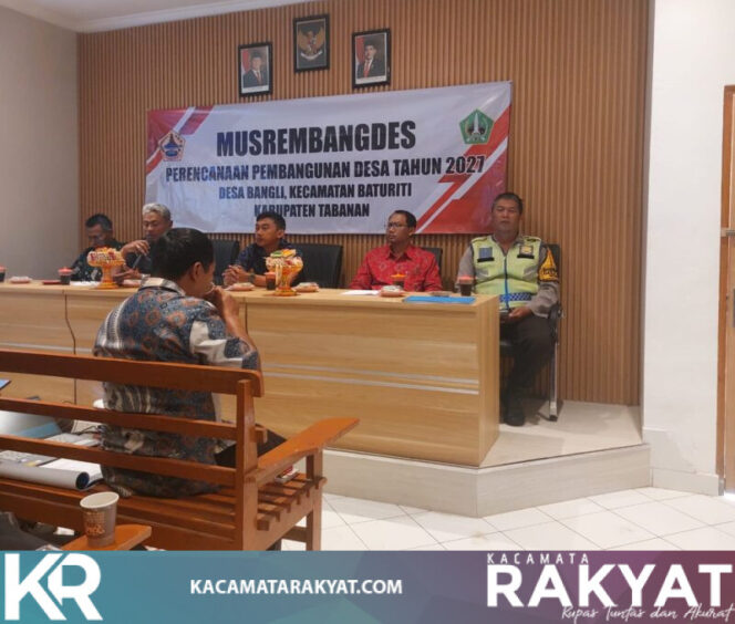
					**Bhabinkamtibmas Desa Bangli Hadiri Musrenbangdes dan Penetapan APBDes Tahun 2026