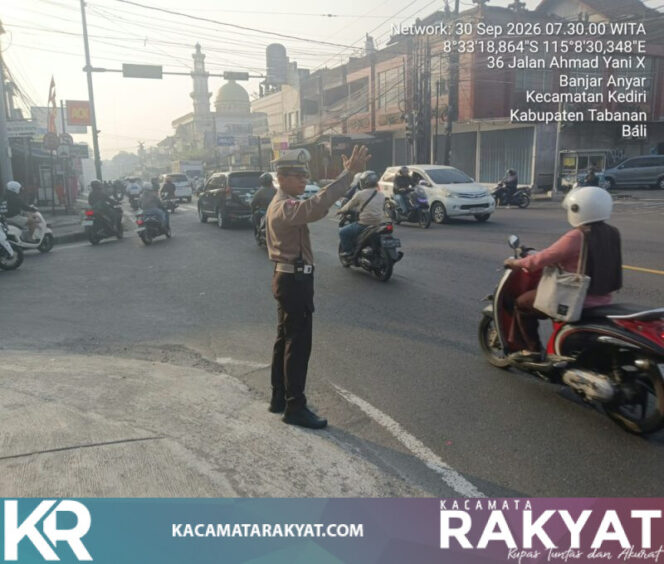 
					*Kapolsek Waskat Personil Polsek Kediri Melaksanakan Penjagaan dan Pengaturan Arus Lalulintas