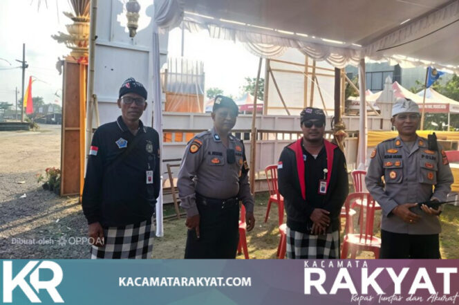 
					Kapolsek Dentim Hadir di Tengah Rangkaian Karya Angasti Puja Atma Wedana, Dialogis dengan Pecalang