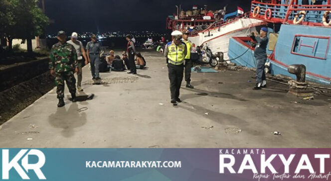 
					Patroli Gabungan Polsek Kawasan Pelabuhan Benoa Jaga Keamanan Wilayah