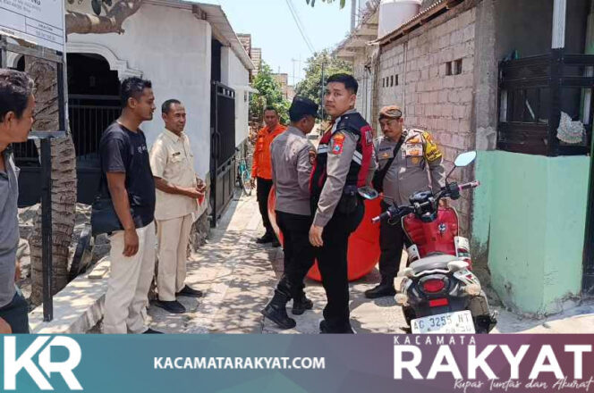
					Antisipasi Dampak Kekeringan, Polres Blitar Kota Salurkan Air Bersih untuk Warga Kelurahan Sentul
