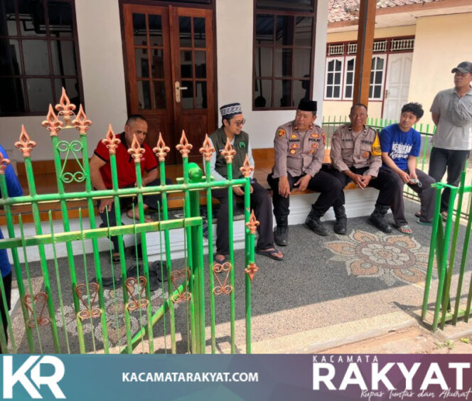 
					**Kapolsek Baturiti Laksanakan Jumat Keliling di Musholla At-Taqwa, Ajak Masyarakat Jaga Kerukunan dan Kamtibmas