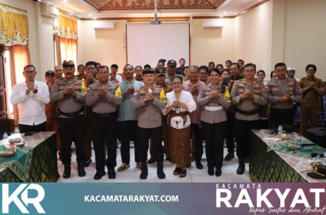 
					Polisi Bersama Masyarakat, Rembug Warga Jadi Ruang Aspirasi di Desa Penarungan